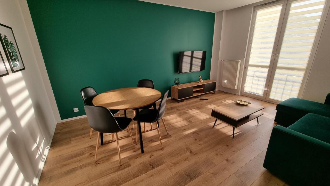 Apartament W Centrum Czestochowa Bagian luar foto